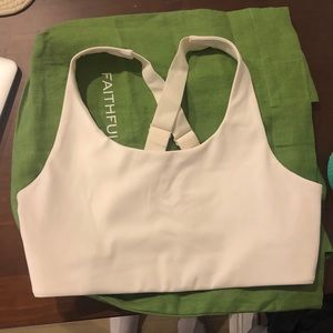 NWOT Girlfriend collective Simone bra in ivory